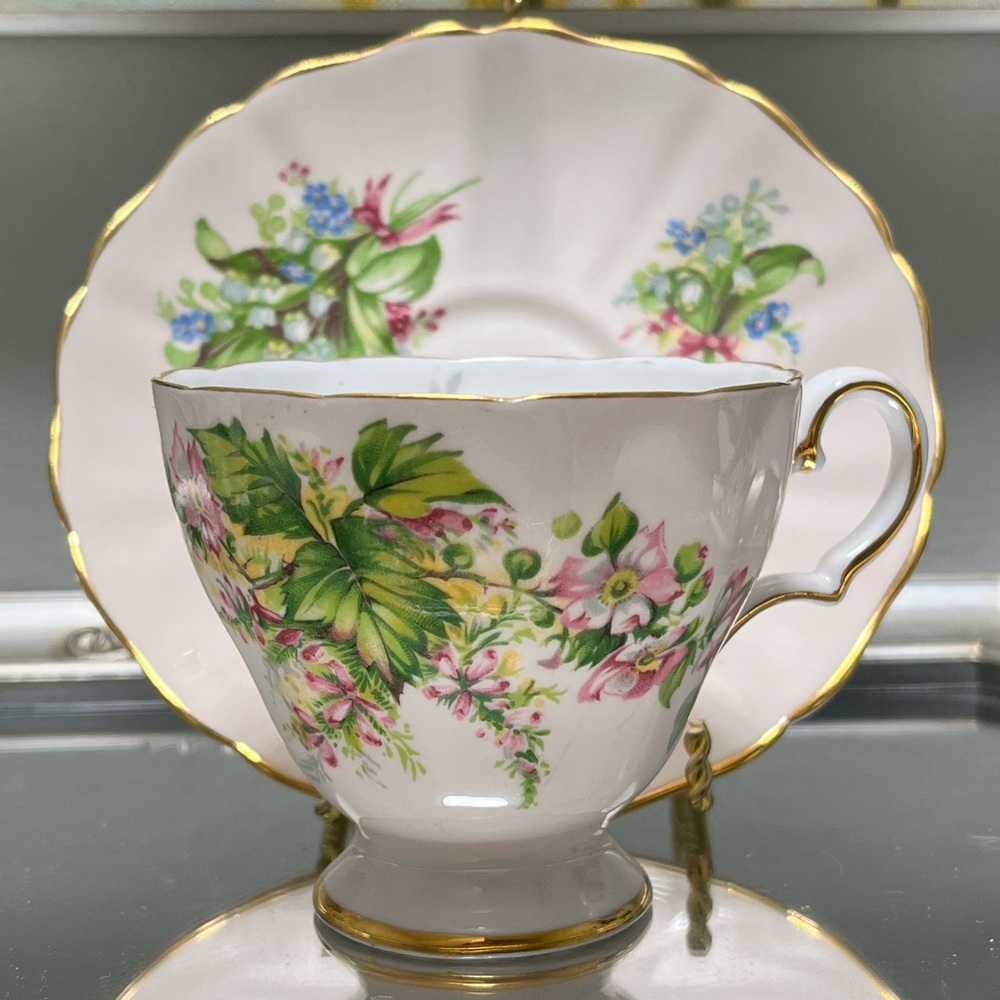 Grosvenor Pink Flower Teacup and Saucer Bone China England